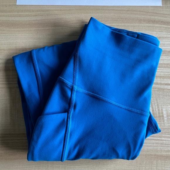 Lululemon Align High-Rise Pant with Pockets 25" Poolside Blue Size 4 - Picture 6 of 7